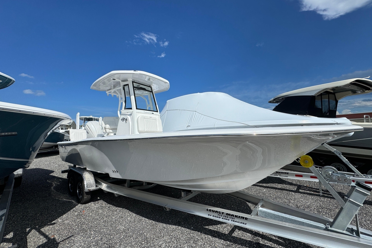 2026 Tidewater 2500 Carolina Bay - Sold Boat