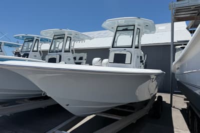 BOATZON | Tidewater 2500 Carolina Bay 2027