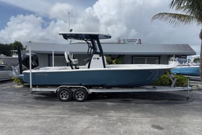 BOATZON | Tidewater 2500 Carolina Bay 2027