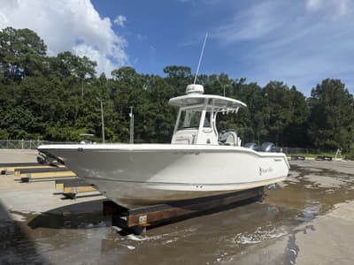 BOATZON | Tidewater 252 CC Adventure 2016