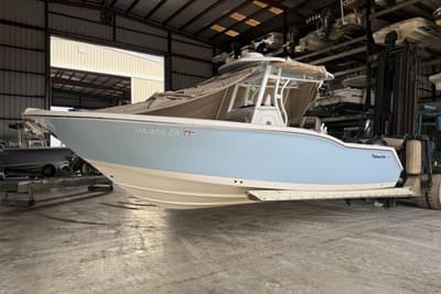 BOATZON | Tidewater 252 CC Adventure 2018 BOATZON | Tidewater 252 CC Adventure 2018