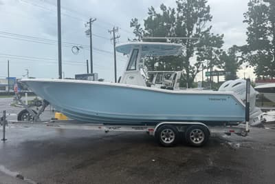 BOATZON | Tidewater 256 CC Adventure 2021