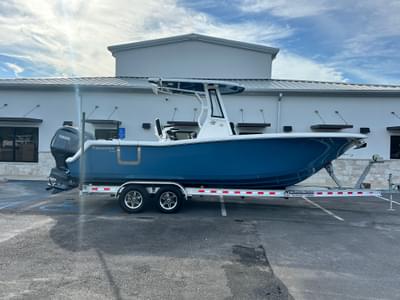 BOATZON | Tidewater 256 CC Adventure 2025 BOATZON | Tidewater 256 CC Adventure 2025