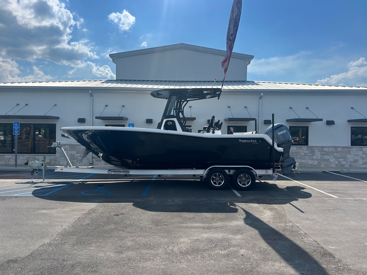 2025 Tidewater 256 LXF - Sold Boat