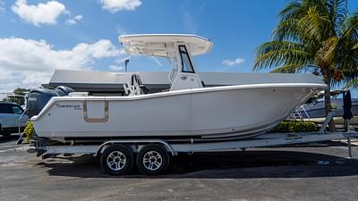 BOATZON | Tidewater 256 LXF 2025