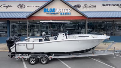 BOATZON | Tidewater 272 CC Adventure 2026