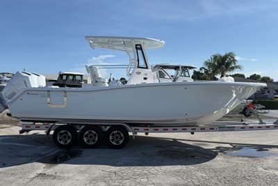 BOATZON | Tidewater 272 CC Adventure 2027