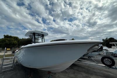 BOATZON | Tidewater 272 LXF 2026