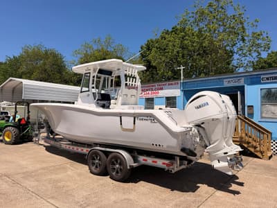 BOATZON | Tidewater 282 CC Adventure 2026