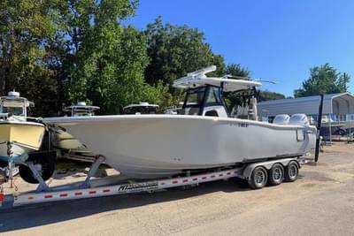 BOATZON | Tidewater 302 CC Adventure 2025