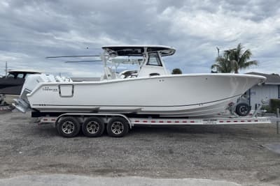 BOATZON | Tidewater 302 CC Adventure 2027 BOATZON | Tidewater 302 CC Adventure 2027