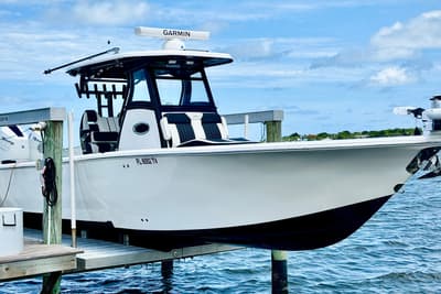 BOATZON | Tidewater 3100 Carolina Bay 2024