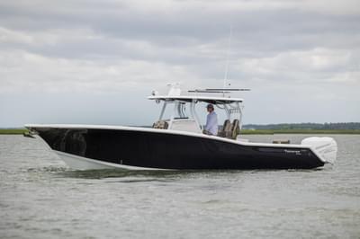 BOATZON | Tidewater 320 CC Adventure 2020 BOATZON | Tidewater 320 CC Adventure 2020