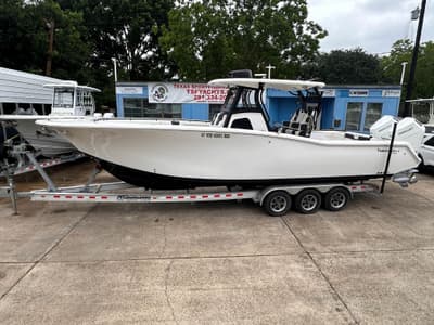 BOATZON | Tidewater 320 CC Adventure 2023