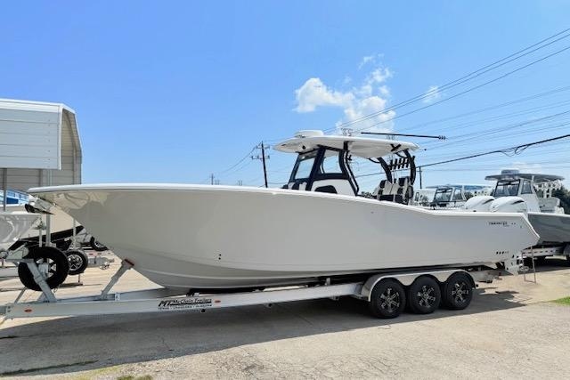 2025 Tidewater 320 CC Adventure - Sold Boat
