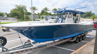 BOATZON | Tidewater 380 CC Adventure 2023