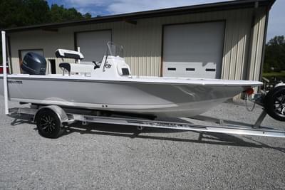 BOATZON | TideWater Boats 1910 BM 2026