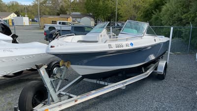BOATZON | Tidewater Boats 196DC EXPLORER 2014