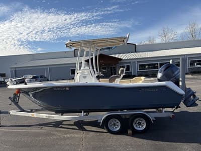 BOATZON | TideWater Boats 210 LXF 2018