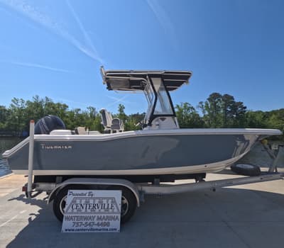 BOATZON | Tidewater Boats 210 LXF 2021