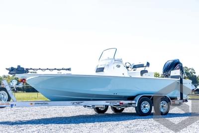 BOATZON | TideWater Boats 2110 BM 2026