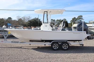 BOATZON | Tidewater Boats 2210 CB 2026