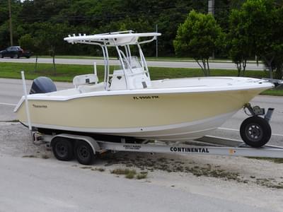 BOATZON | Tidewater Boats 230 2013