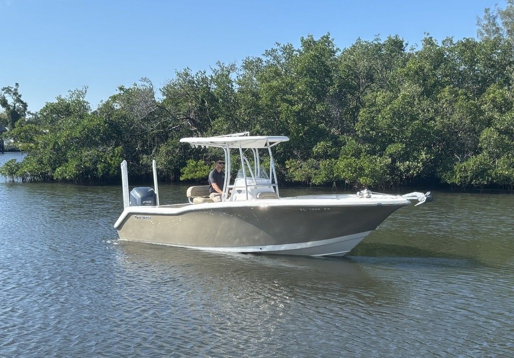 2015 TideWater Boats 230 CC Adventure - Sold Boat
