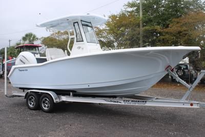 BOATZON | Tidewater Boats 232 CC 2026