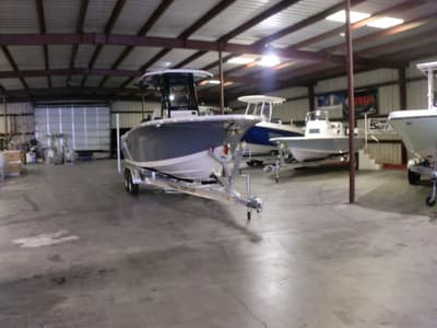 BOATZON | TideWater Boats 232 LXF CENTER CONSOLE BOAT 2027 BOATZON | TideWater Boats 232 LXF CENTER CONSOLE BOAT 2027