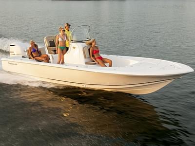 BOATZON | TideWater Boats 2410 BM 2026 BOATZON | TideWater Boats 2410 BM 2026