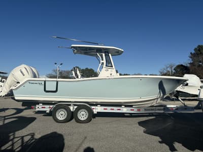 BOATZON | Tidewater Boats 272CC ADVENTURE 2026
