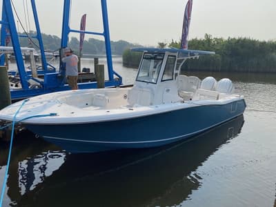 BOATZON | TideWater Boats 282 CC Adventure 2027