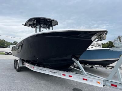 BOATZON | Tidewater Boats 282CC Limited Onyx Edition 2026