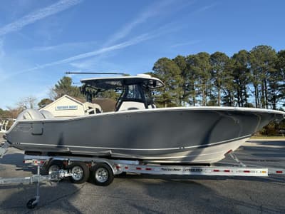 BOATZON | Tidewater Boats 302CC 2026