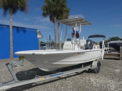 BOATZON | TideWater Boats Bay Max 1910 2016