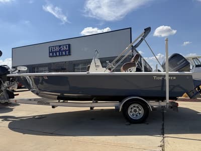 BOATZON | TideWater Boats Bay Max 1910 2017
