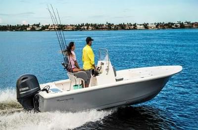 BOATZON | Tidewater Boats Bay Max 1910 2026