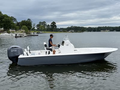 BOATZON | Tidewater Boats Bay Max 2110 2026 BOATZON | Tidewater Boats Bay Max 2110 2026