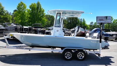 BOATZON | Tidewater Boats Bay Max 2110 2026