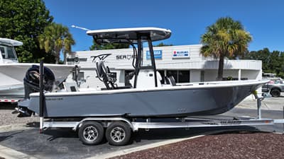 BOATZON | Tidewater Boats Carolina Bay 2300 2027