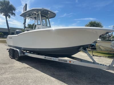 BOATZON | Tidewater Boats CC Adventure 232 2025