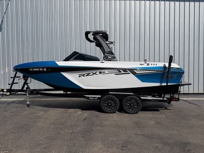 BOATZON | Tig RZX3 2018