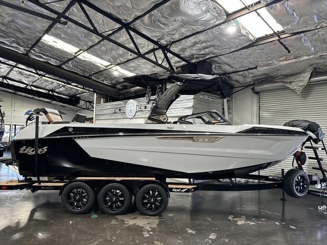2025 TigÃ© UltrÃ© 25ZX - Sold Boat