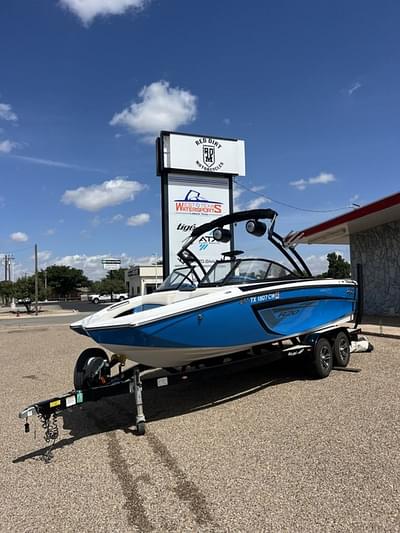 BOATZON | Tige R20 2015 BOATZON | Tige R20 2015