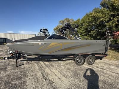 BOATZON | Tige R23 2020