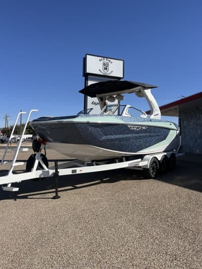 BOATZON | Tige Ultr 23ZX 2026