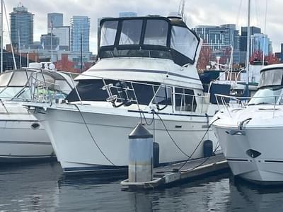 BOATZON | Tollycraft 34 Sundeck 1986