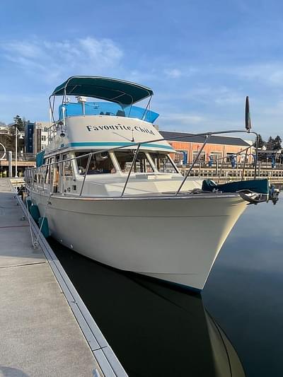 BOATZON | Tollycraft 34 TriCabin 1979