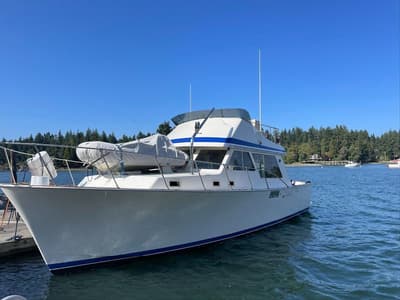BOATZON | Tollycraft 37 Convertible 1982